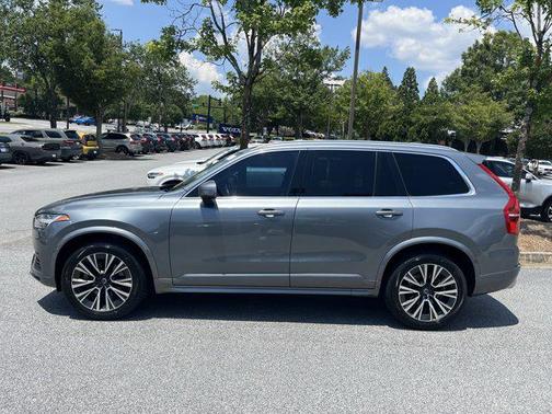 2020 Volvo XC90 T5 Momentum