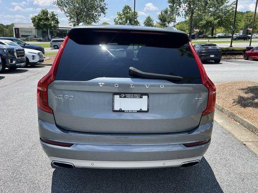 2020 Volvo XC90 T5 Momentum