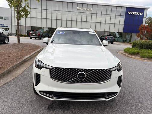 2025 Volvo XC90 B6 Plus 7-Seater
