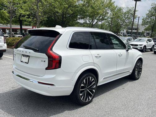 2025 Volvo XC90 B6 Ultra