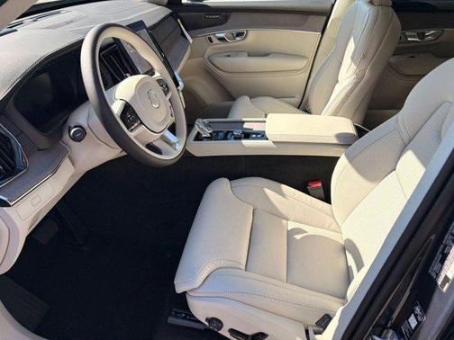 2026 Volvo XC90 B6 Ultra 7-Seater