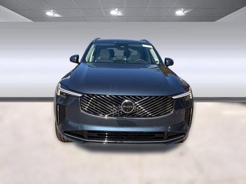 2026 Volvo XC90 B6 Ultra 7-Seater