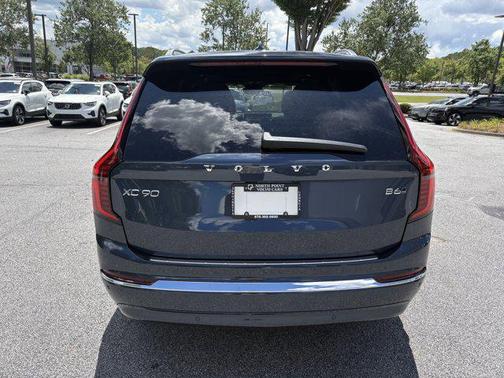 2026 Volvo XC90 B6 Plus 7-Seater