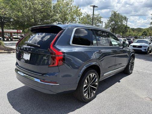 2026 Volvo XC90 B6 Plus 7-Seater