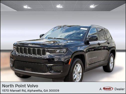 2025 Jeep Grand Cherokee Laredo