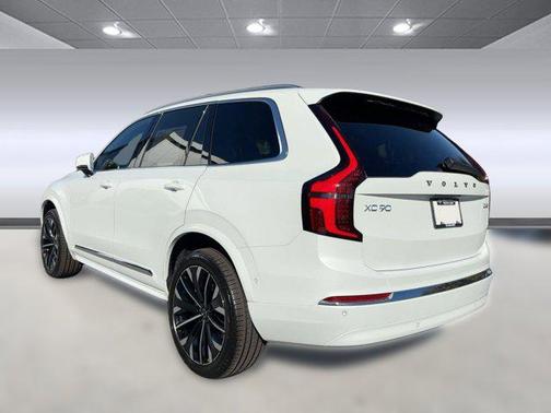 2026 Volvo XC90 B6 Ultra 7-Seater