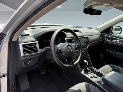 2019 Volkswagen Atlas 3.6L SEL Premium