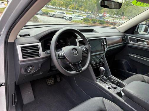 2019 Volkswagen Atlas 3.6L SEL Premium