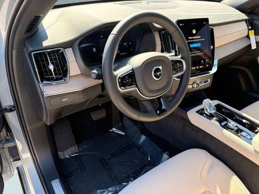 2026 Volvo XC90 Plus, B6 AWD Gas (mild hybrid), Gasoline, Bright, 7 Seats