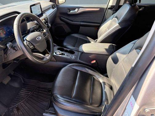 2021 Ford Escape Titanium