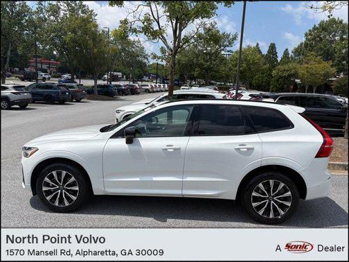 2025 Volvo XC60 Plus