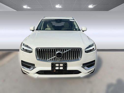 2024 Volvo XC90 Recharge Plug-In Hybrid T8 Ultimate 6-Seater