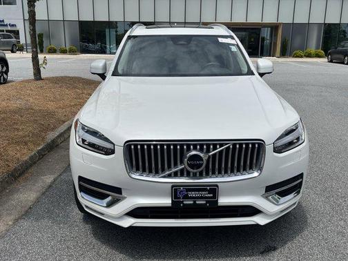 2024 Volvo XC90 B6 Plus Bright Theme 7-Seater