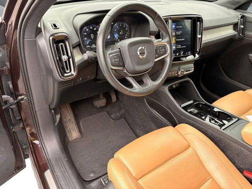 2019 Volvo XC40 T5 Inscription