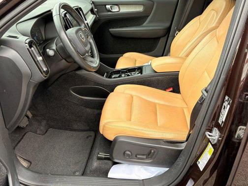 2019 Volvo XC40 T5 Inscription