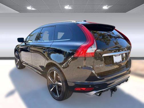 2015 Volvo XC60 T6 R-Design Platinum