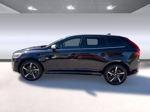 2015 Volvo XC60 T6 R-Design Platinum
