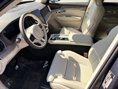 2026 Volvo XC90 B6 Ultra 7-Seater