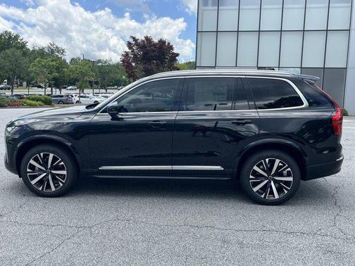 2025 Volvo XC90 B6 Core