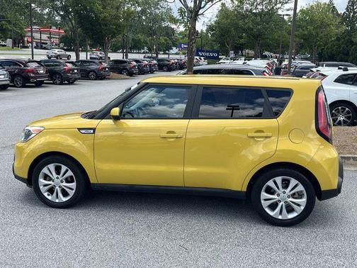 2015 Kia Soul +