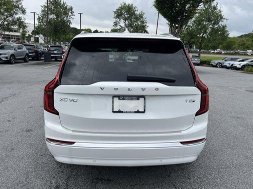2025 Volvo XC90 Plug-In Hybrid T8 Ultra 7-Seater