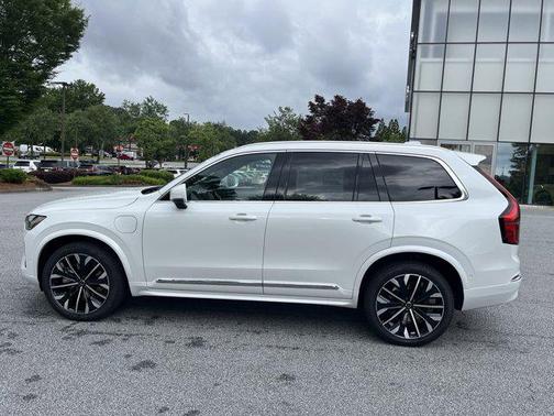 2025 Volvo XC90 Plug-In Hybrid T8 Ultra 7-Seater