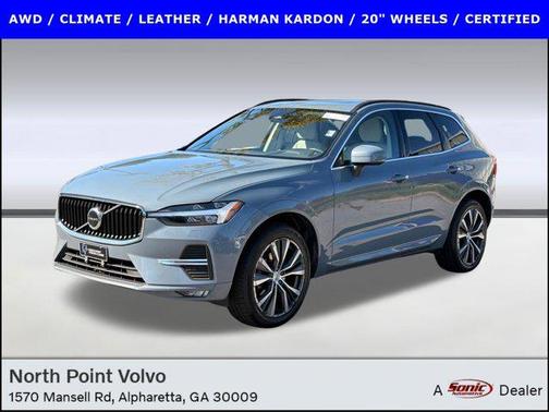 2022 Volvo XC60 B5 Momentum