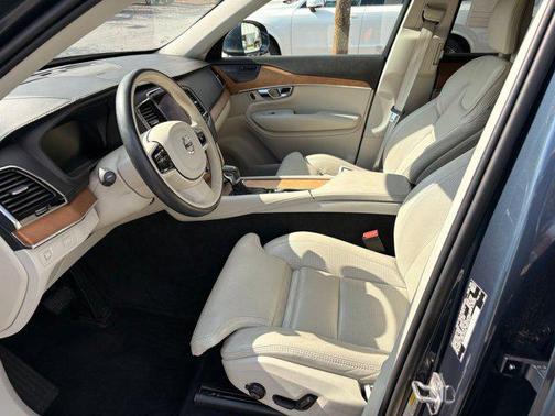 2020 Volvo XC90 T6 Inscription
