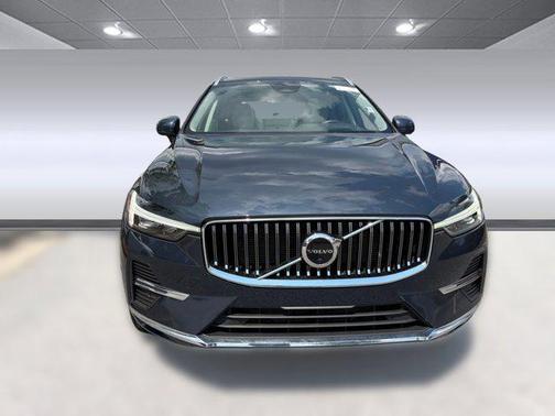 2022 Volvo XC60 B5 Inscription