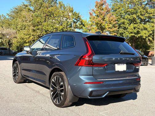 2026 Volvo XC60 B5 Ultra