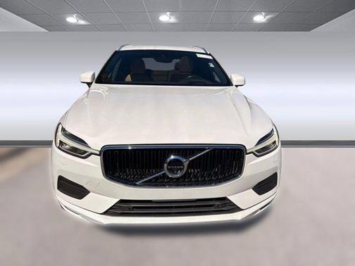 2019 Volvo XC60 T5 Momentum