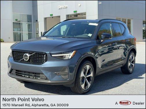 2026 Volvo XC40 B4 Core