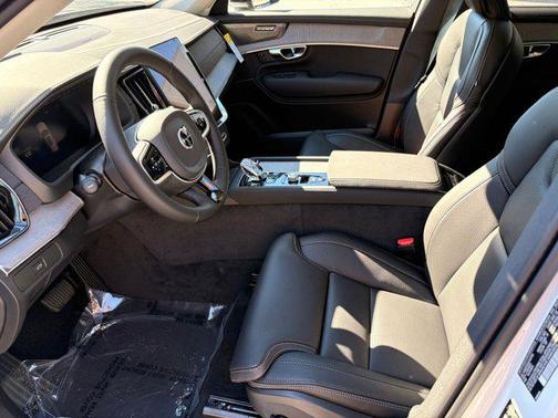 2026 Volvo XC90 B6 Ultra Dark Theme 7-Seater