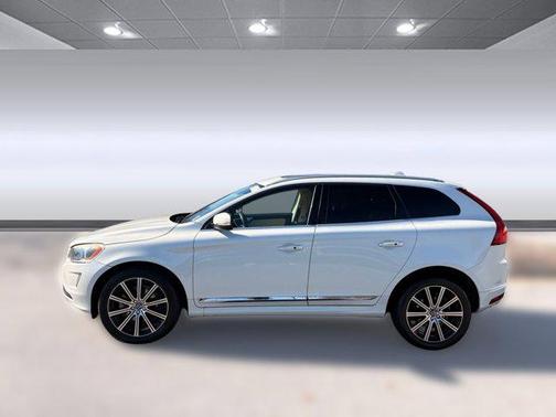 2016 Volvo XC60 T5 Drive-E Premier