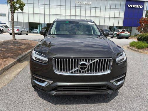 2022 Volvo XC90 T6 Inscription