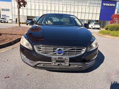 2017 Volvo S60 Inscription T5 Platinum