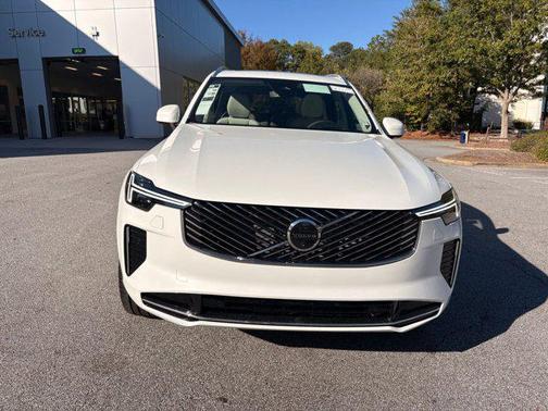 2026 Volvo XC90 B5 Ultra 6-Seater