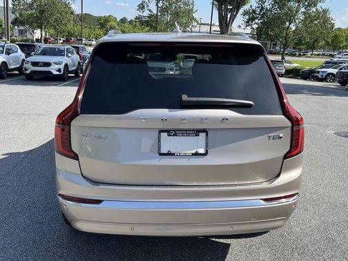 2026 Volvo XC90 Plug-In Hybrid T8 Plus 7-Seater