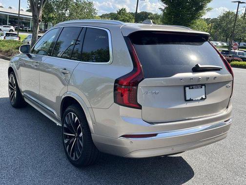 2026 Volvo XC90 Plug-In Hybrid T8 Plus 7-Seater