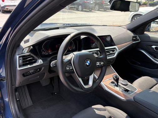 2021 BMW 330 330i