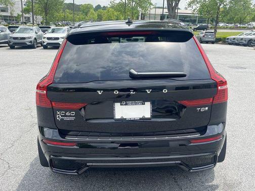2025 Volvo XC60 Plug-In Hybrid T8 Plus