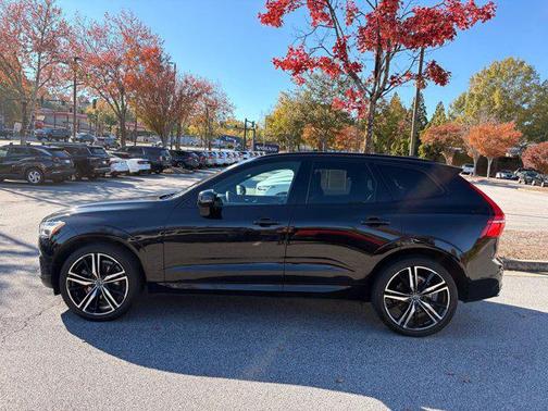 2020 Volvo XC60 T6 R-Design