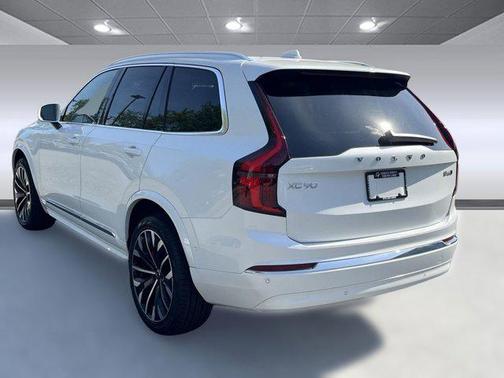 2026 Volvo XC90 B6 Ultra 7-Seater