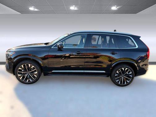 2025 Volvo XC90 B6 Plus 7-Seater