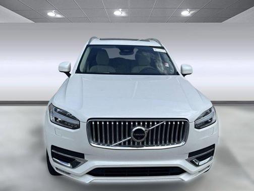 2024 Volvo XC90 B6 Plus Bright Theme 7-Seater