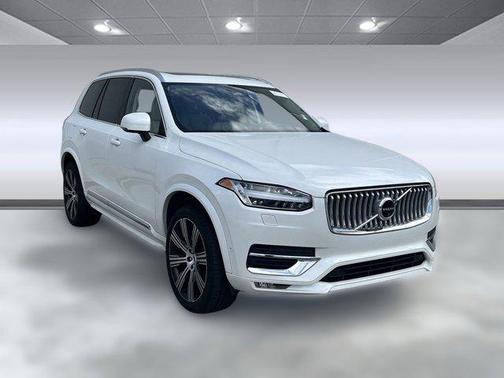 2024 Volvo XC90 B6 Plus Bright Theme 7-Seater