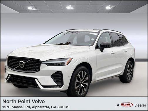 2025 Volvo XC60 B5 Plus