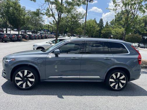 2023 Volvo XC90 Recharge Plug-In Hybrid T8 Plus 6-Seater