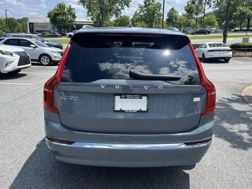 2023 Volvo XC90 Recharge Plug-In Hybrid T8 Plus 6-Seater