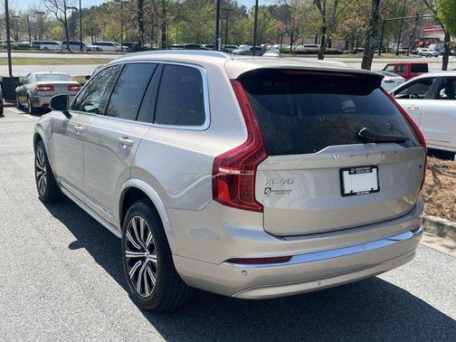 2025 Volvo XC90 B5 Core